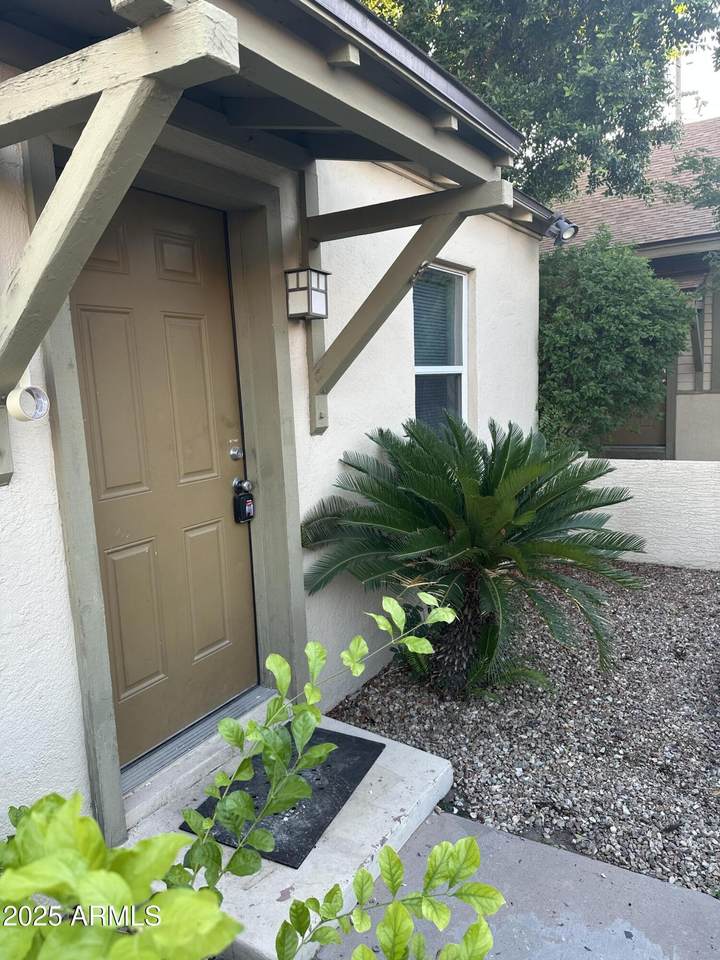 636 4th Avenue - Photo 1