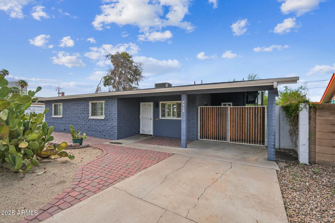 457 Mulberry Drive - Photo 1