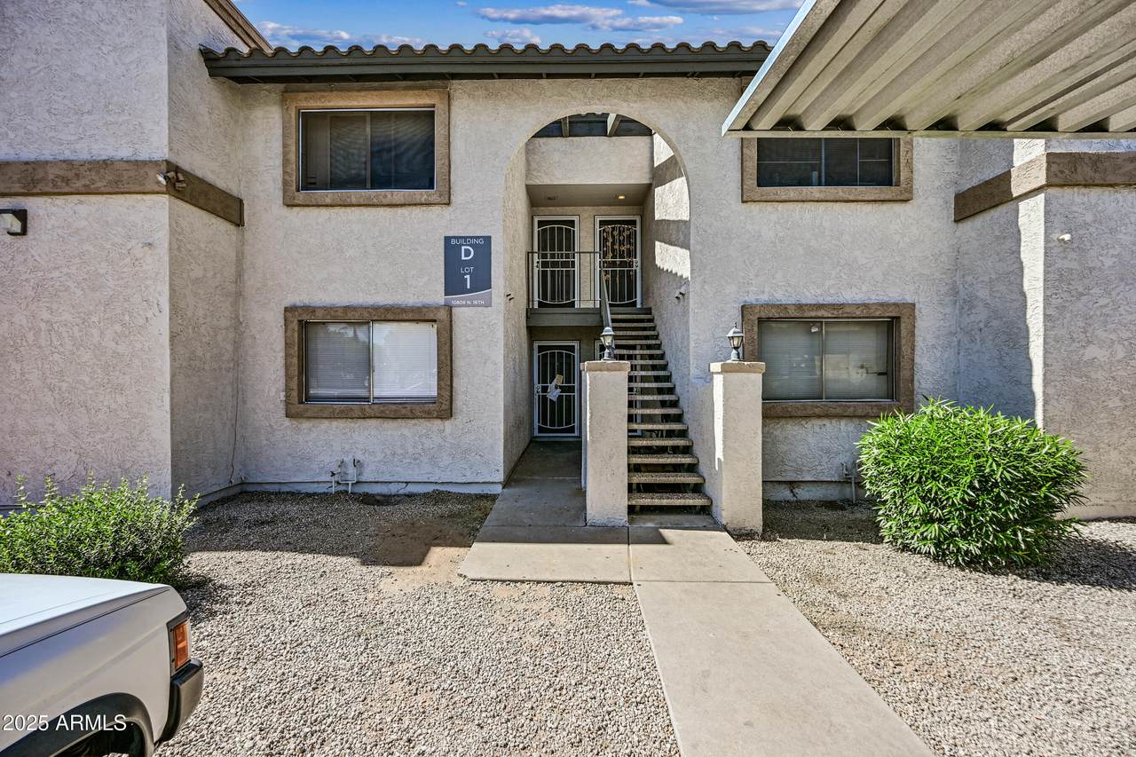 10802 16TH Avenue - Photo 1