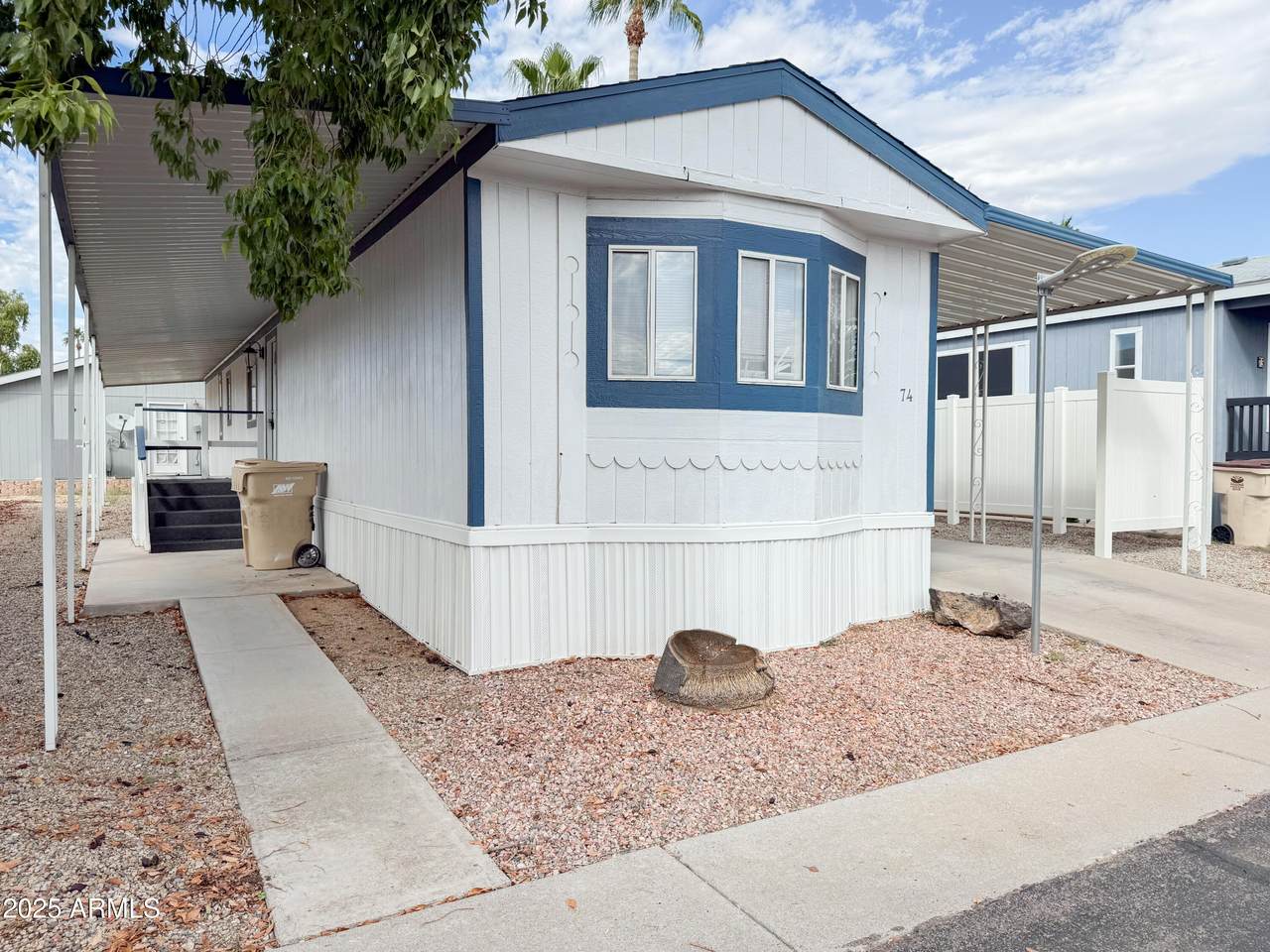 19602 32ND Street - Photo 1