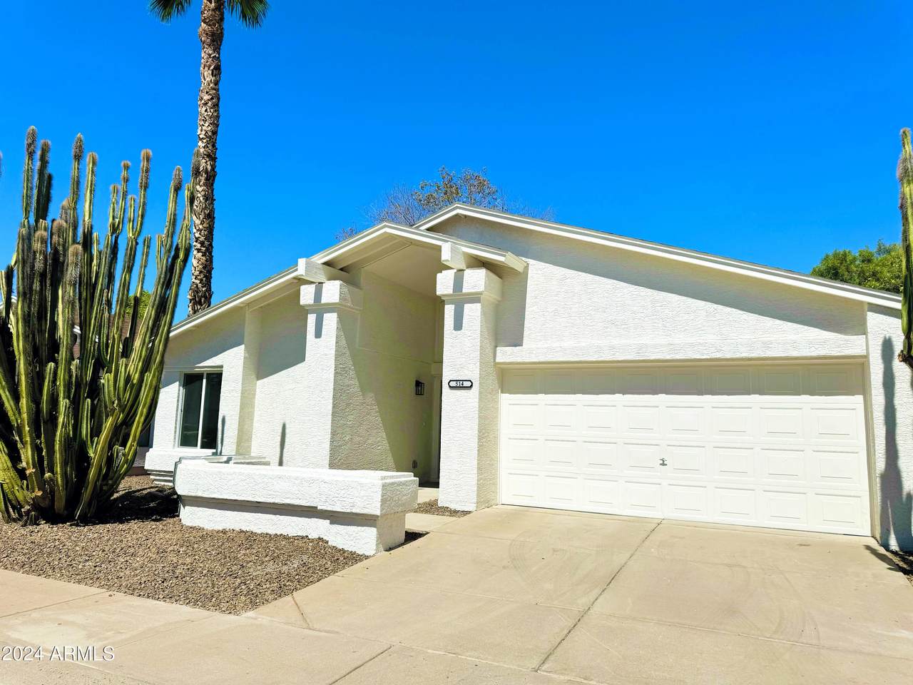 514 Fellars Drive - Photo 1