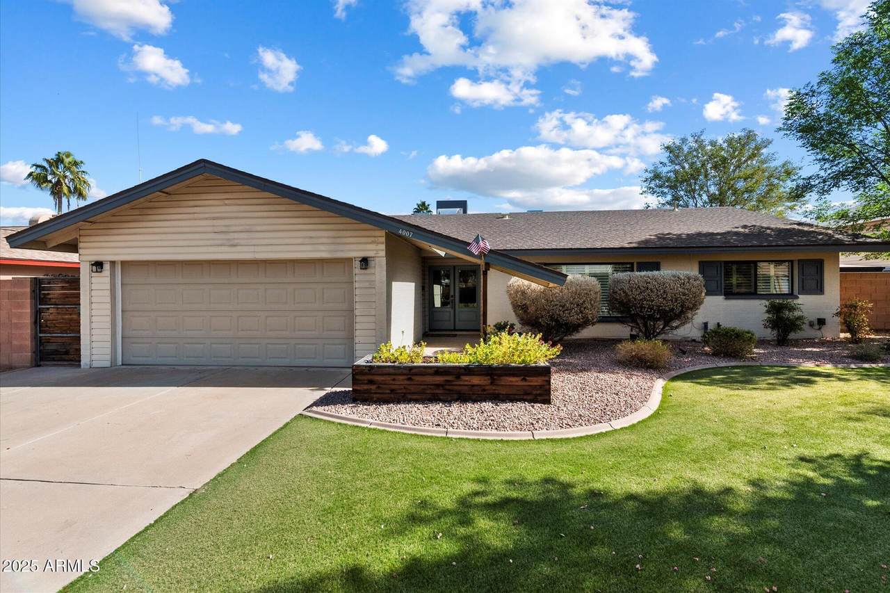 4007 86th Street - Photo 1