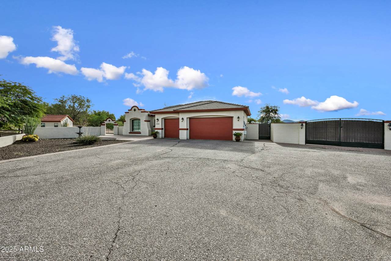 37512 16TH Street - Photo 1