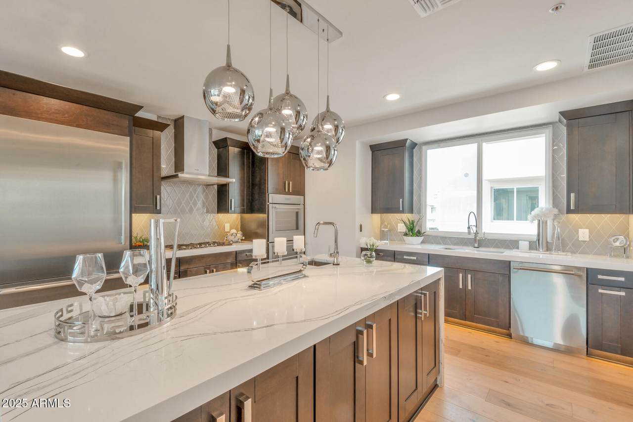 7550 Osborn Road - Photo 1