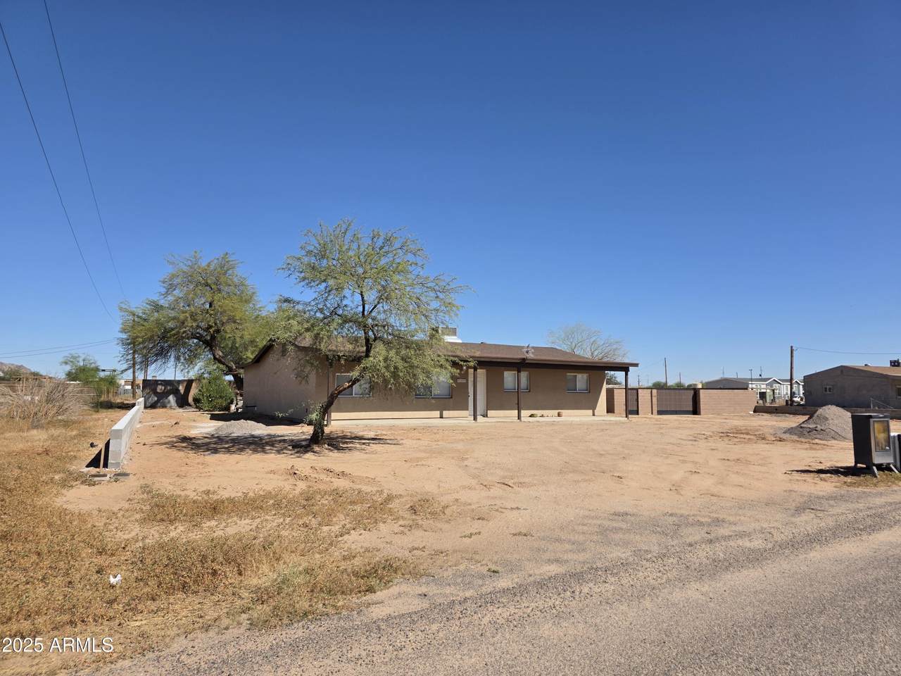 6200 Lake Shore Drive - Photo 1