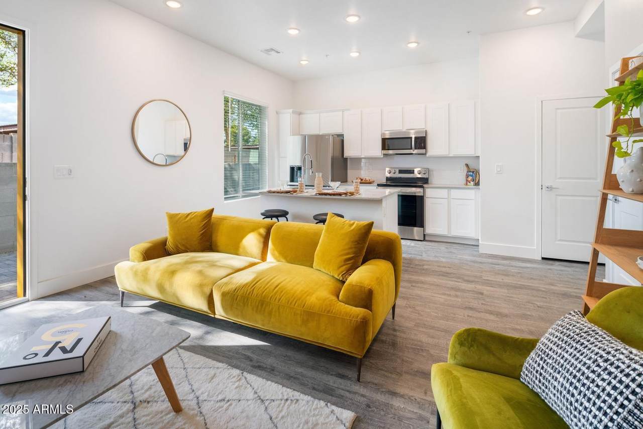 500 Missouri Avenue - Photo 1