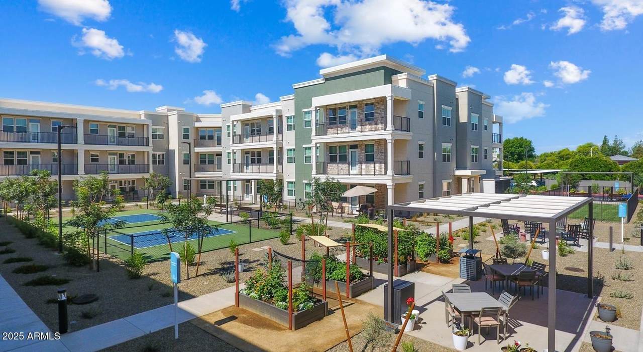 4755 Southern Avenue - Photo 1