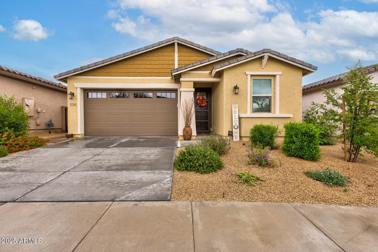 32261 21ST Drive - Photo 1