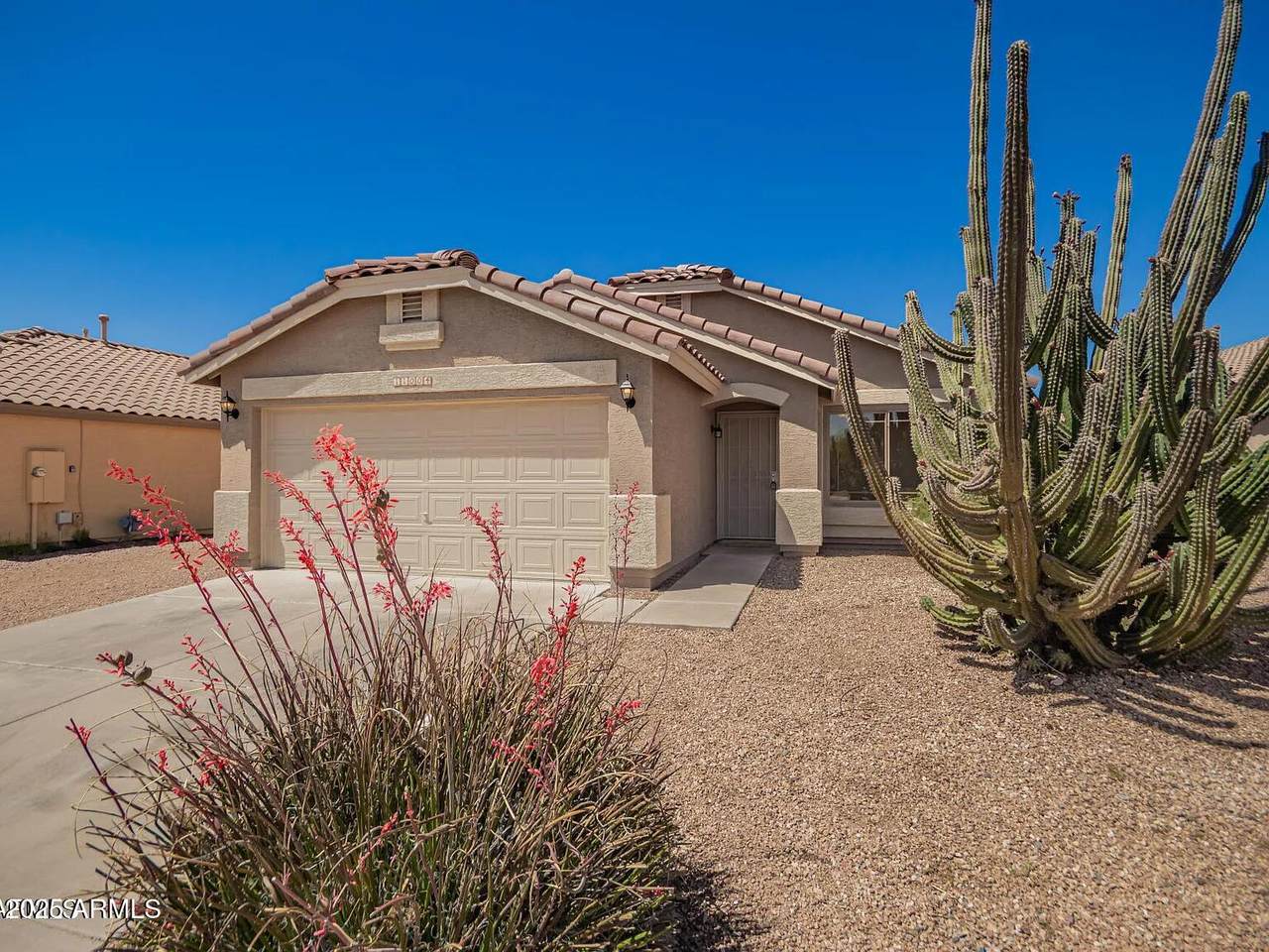 11004 Delta Avenue - Photo 1