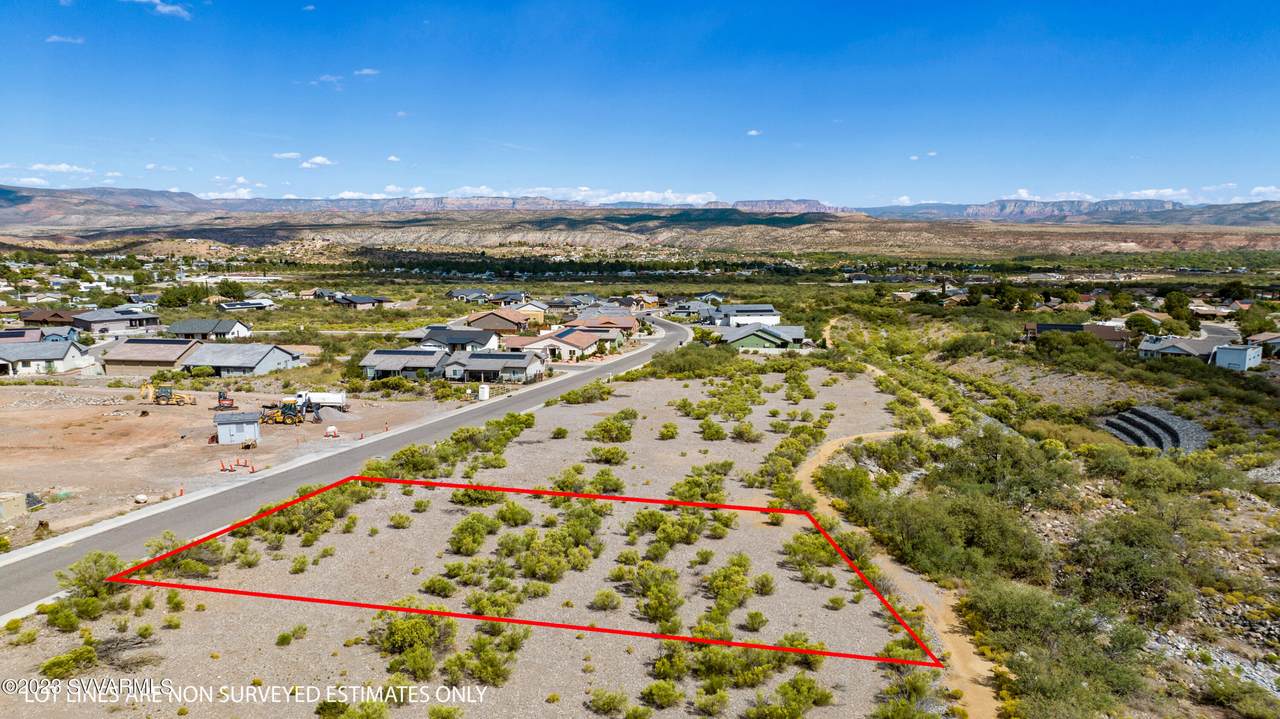 661 Skyline Boulevard - Photo 1