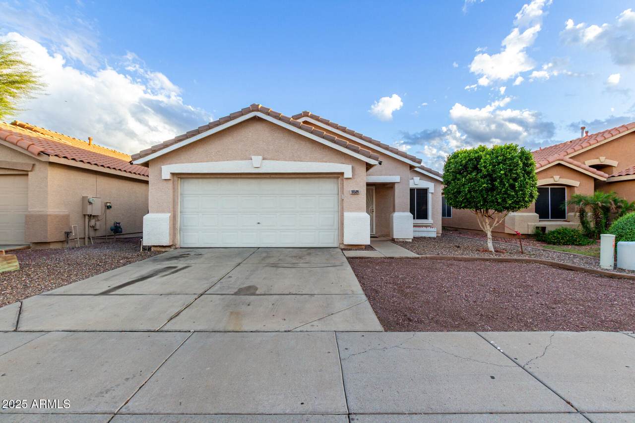 10509 Reade Avenue - Photo 1