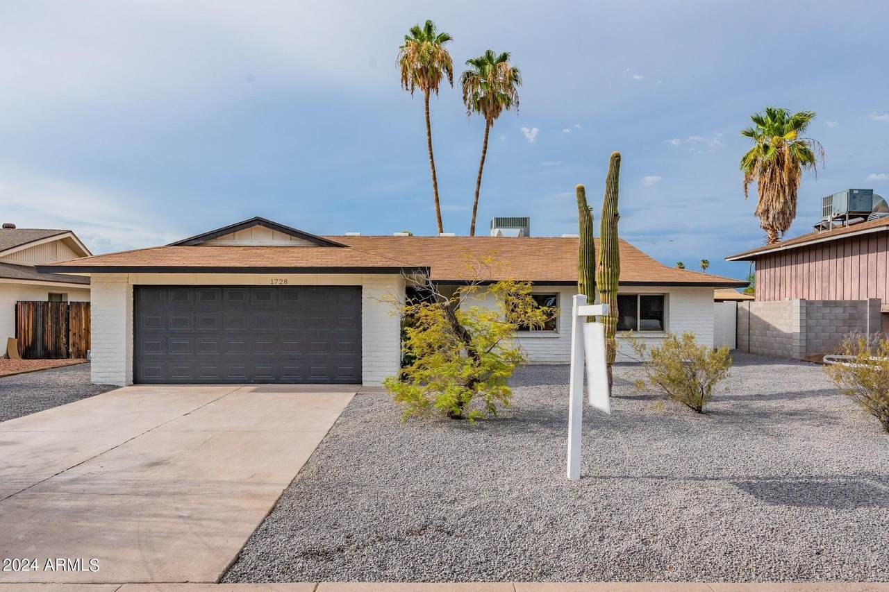 1728 La Jolla Drive - Photo 1