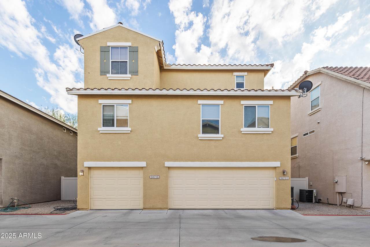 34715 30TH Avenue - Photo 1