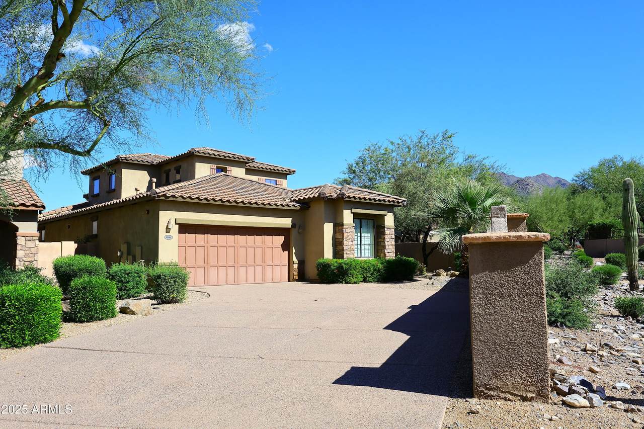 9946 Cactus Trail - Photo 1