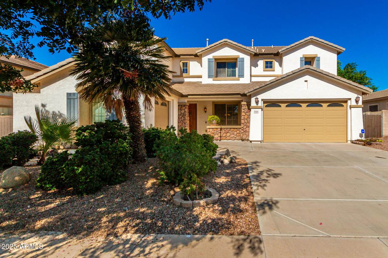 7310 85TH Avenue - Photo 1