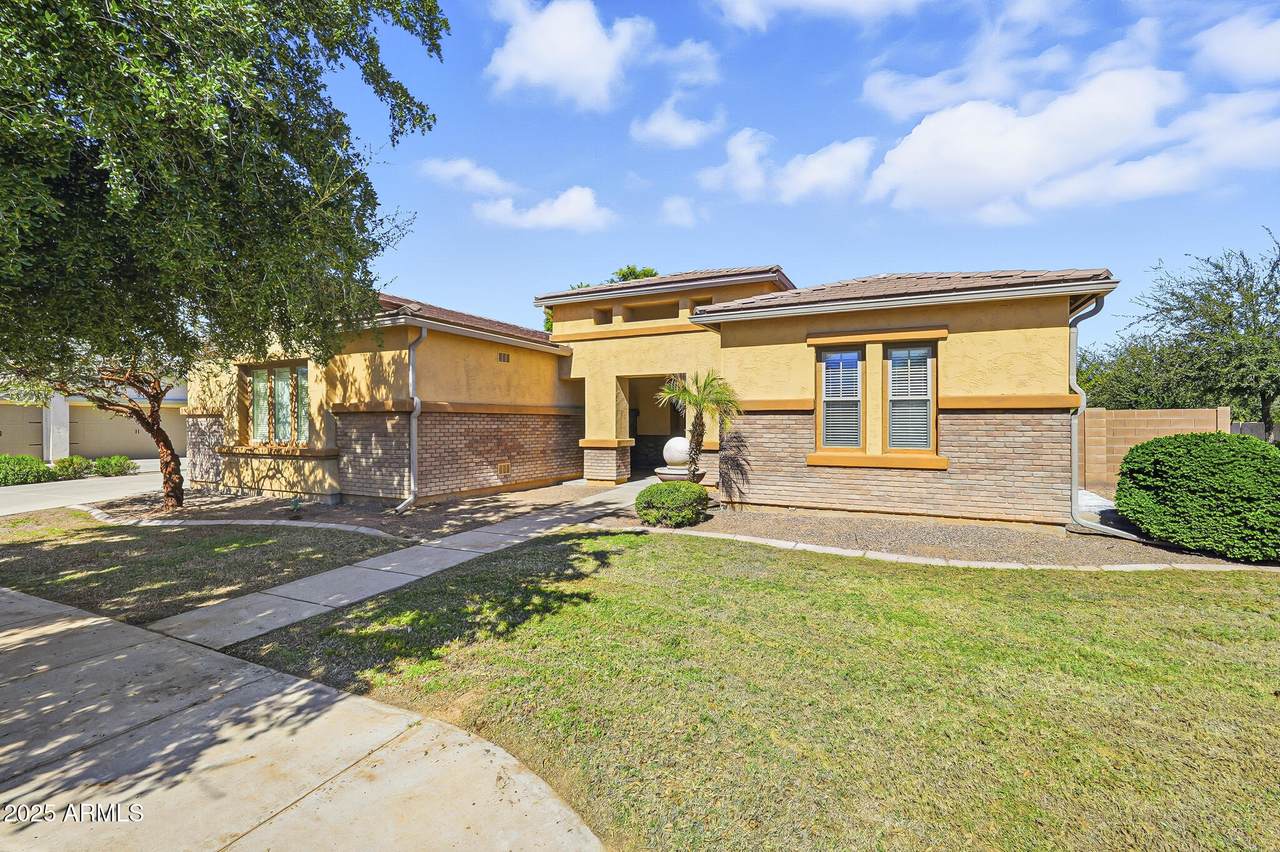 18676 Druids Glen Road - Photo 1