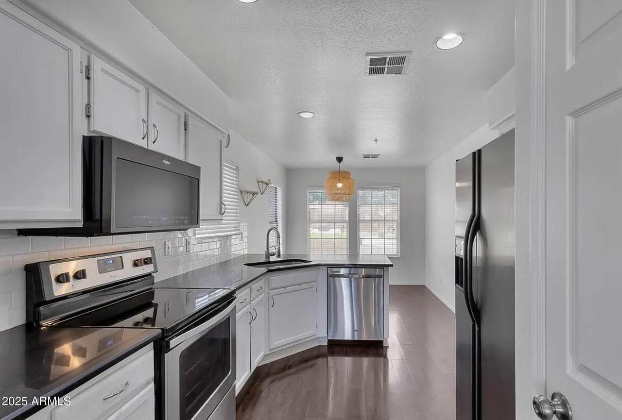 8824 Mescal Street - Photo 1