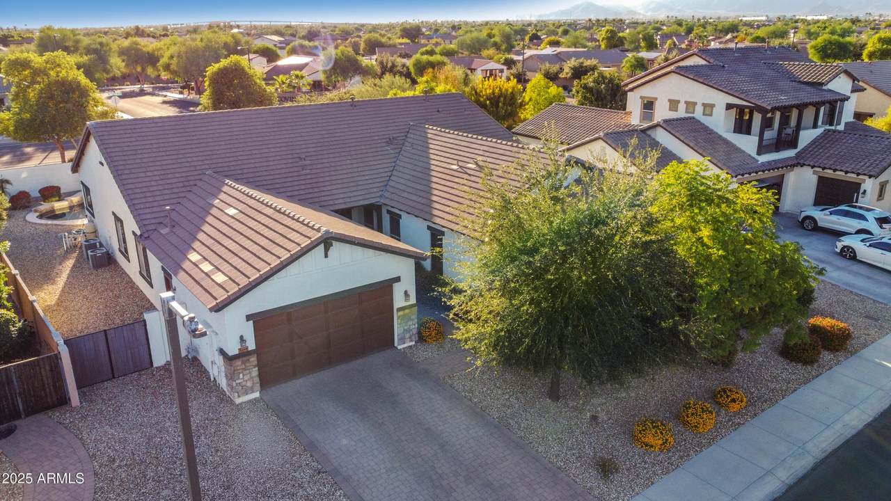 2254 161ST Avenue - Photo 1