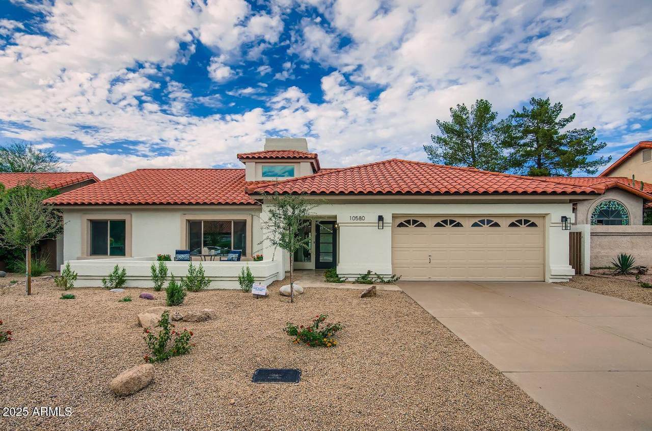 10580 San Salvador Drive - Photo 1