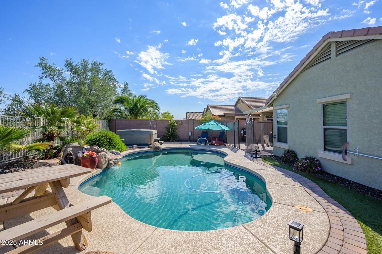 1429 237TH Lane - Photo 1