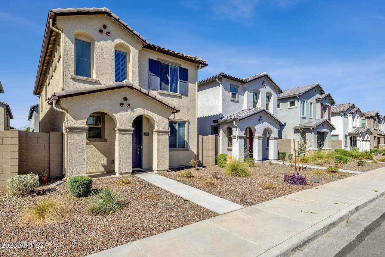 1708 83rd Way - Photo 1