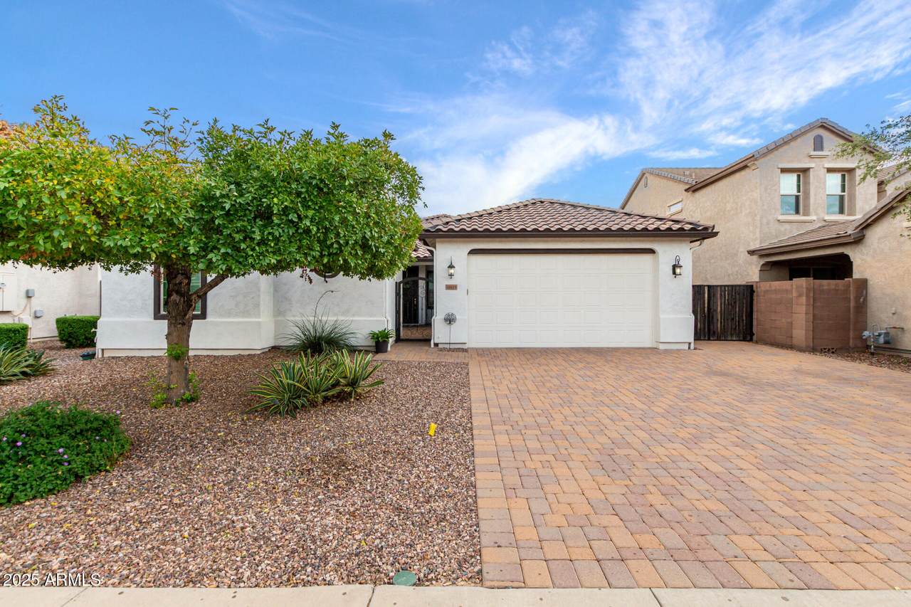 10815 Ramblewood Circle - Photo 1