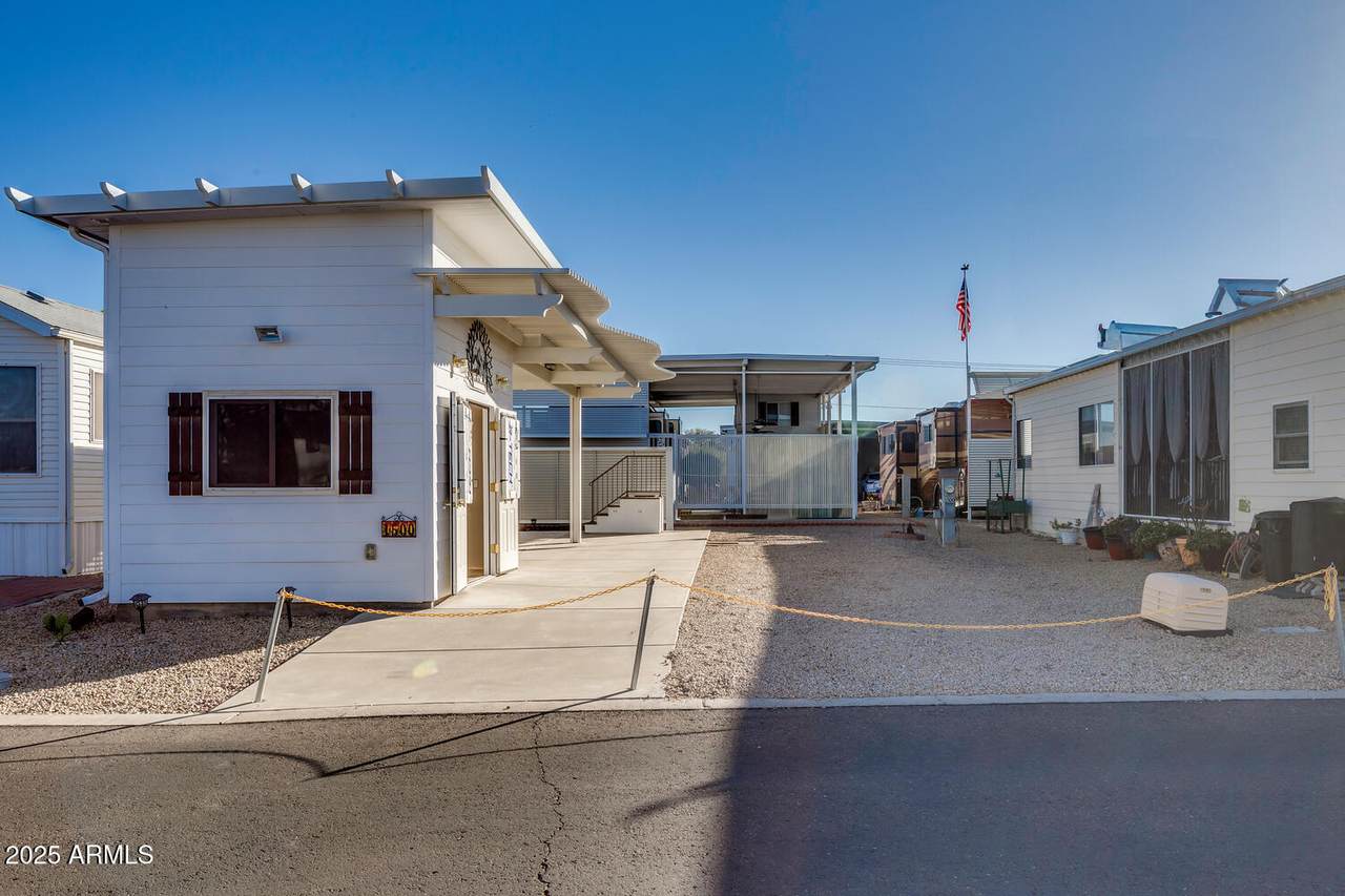 17200 Bell Road - Photo 1