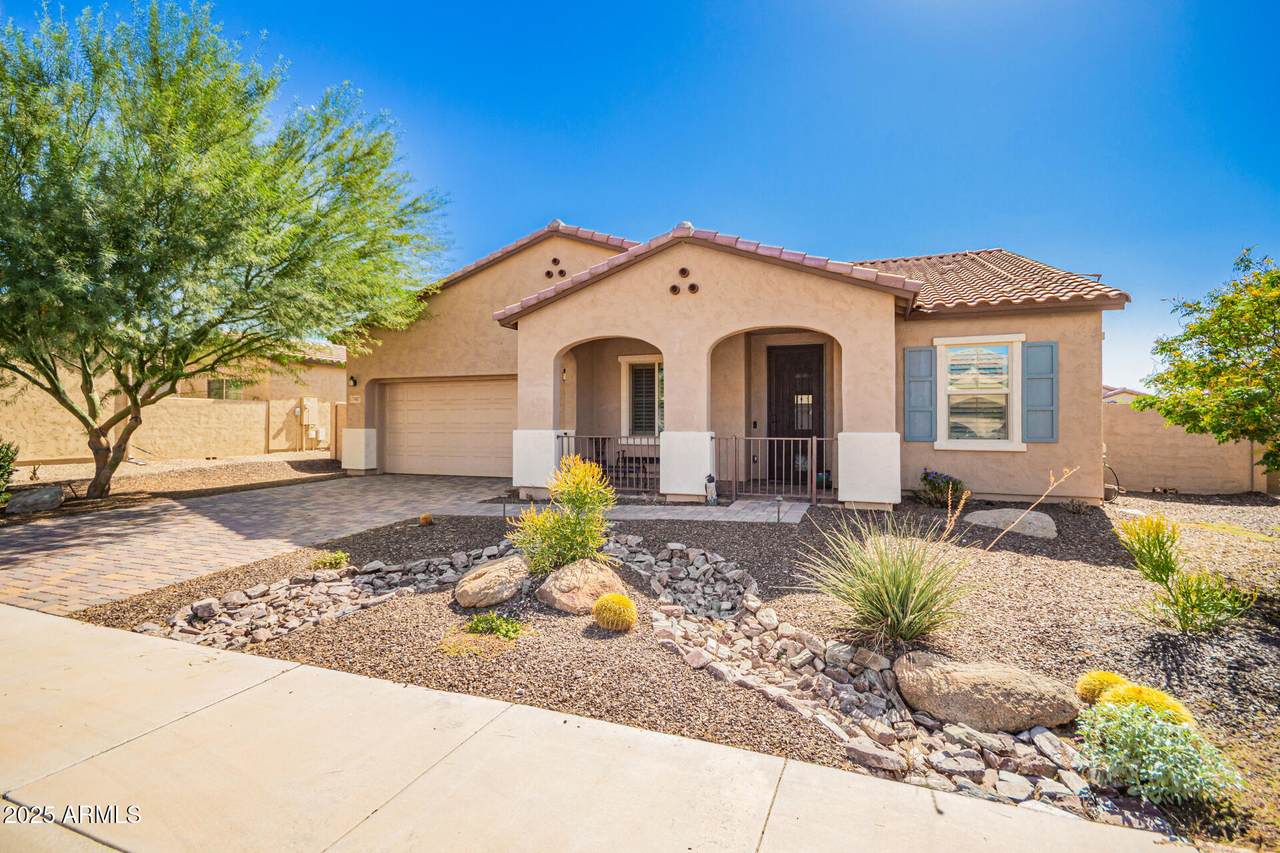 17987 Redwood Lane - Photo 1
