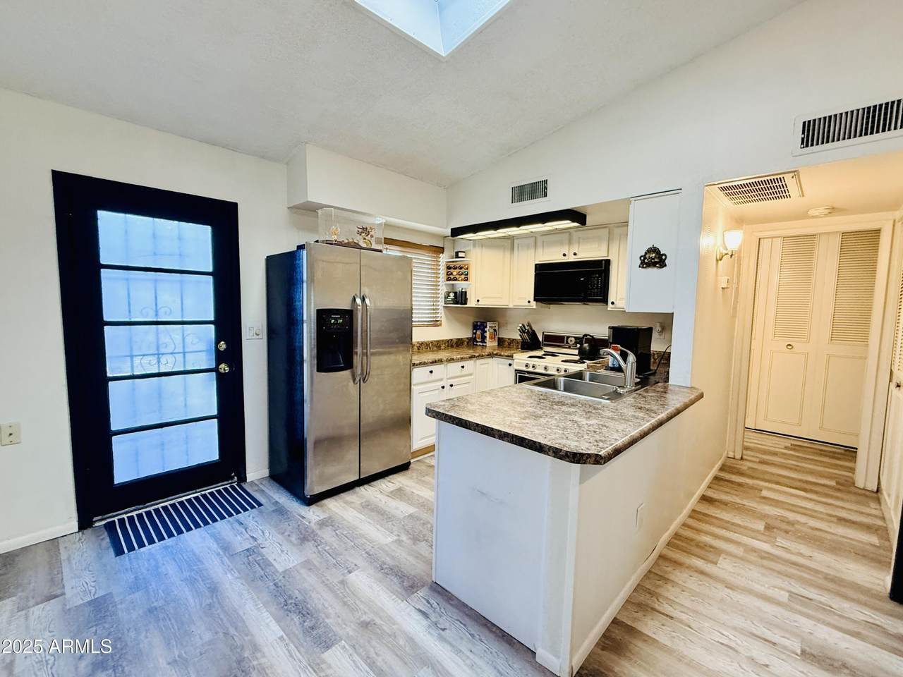 625 Power Road - Photo 1