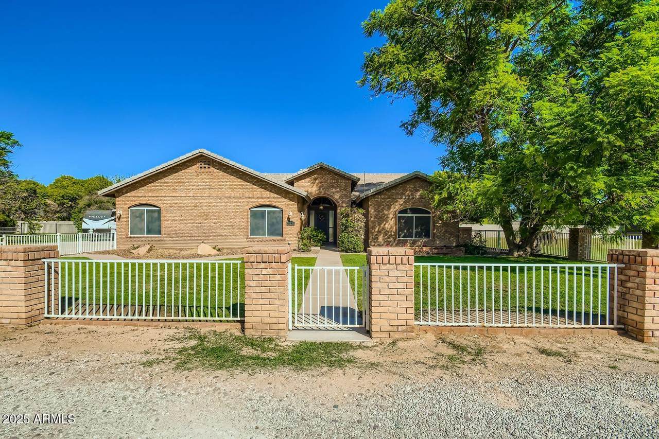 21231 140TH Street - Photo 1