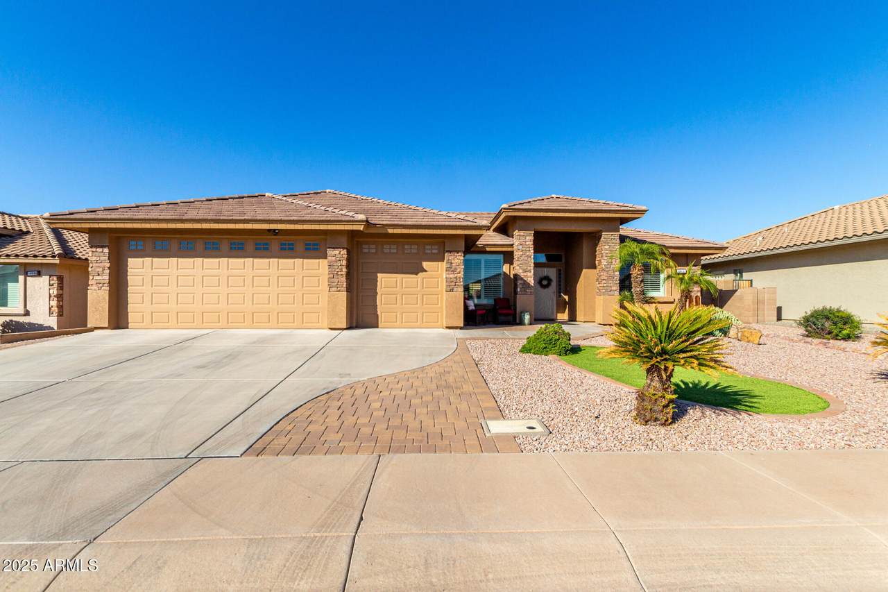 10912 Plata Avenue - Photo 1