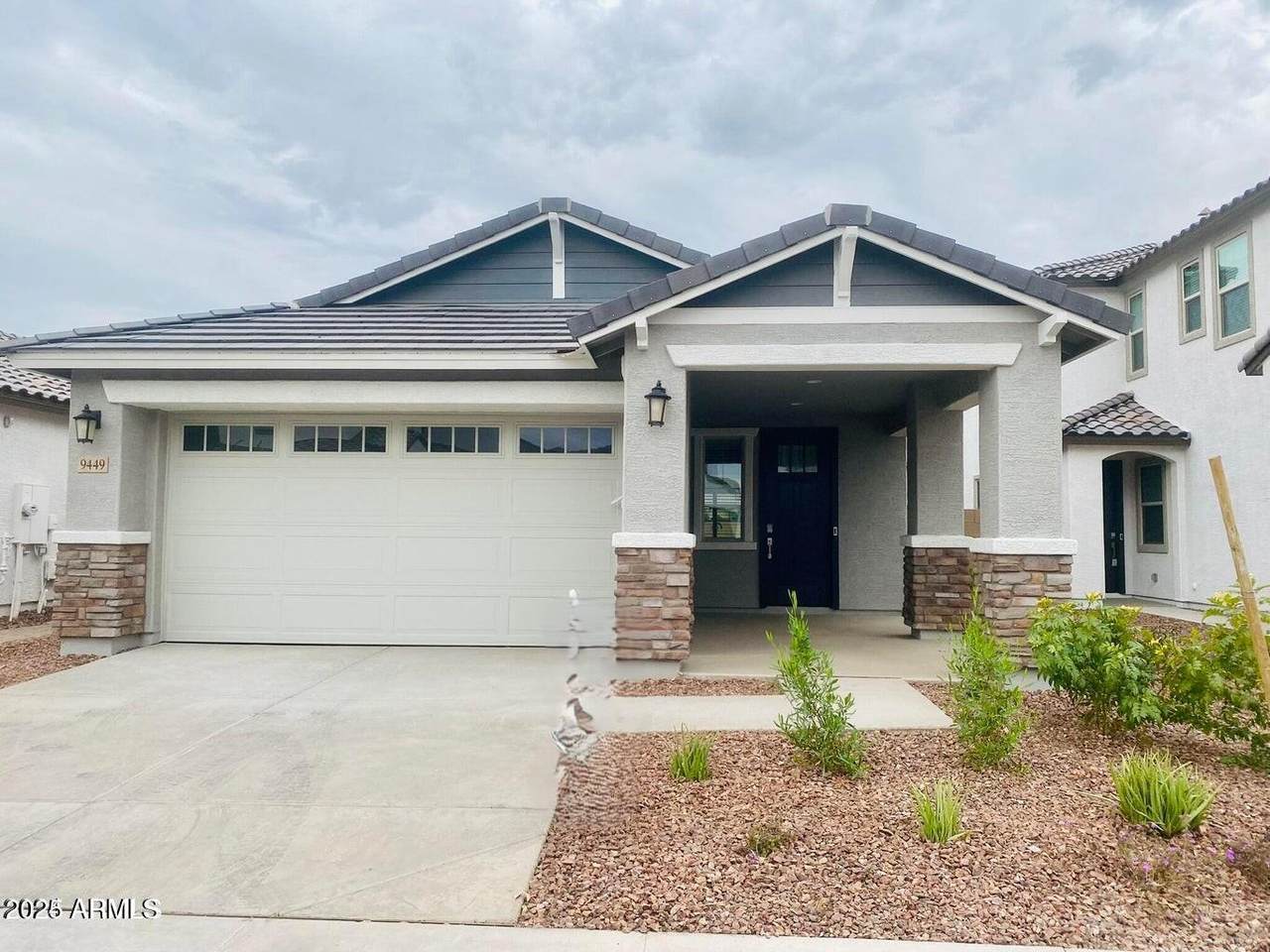 9449 Roma Avenue - Photo 1