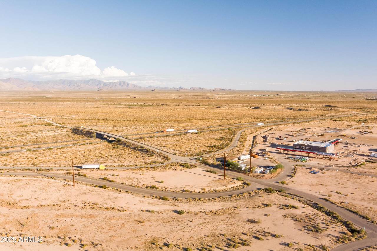 10800 Double R Drive - Photo 1