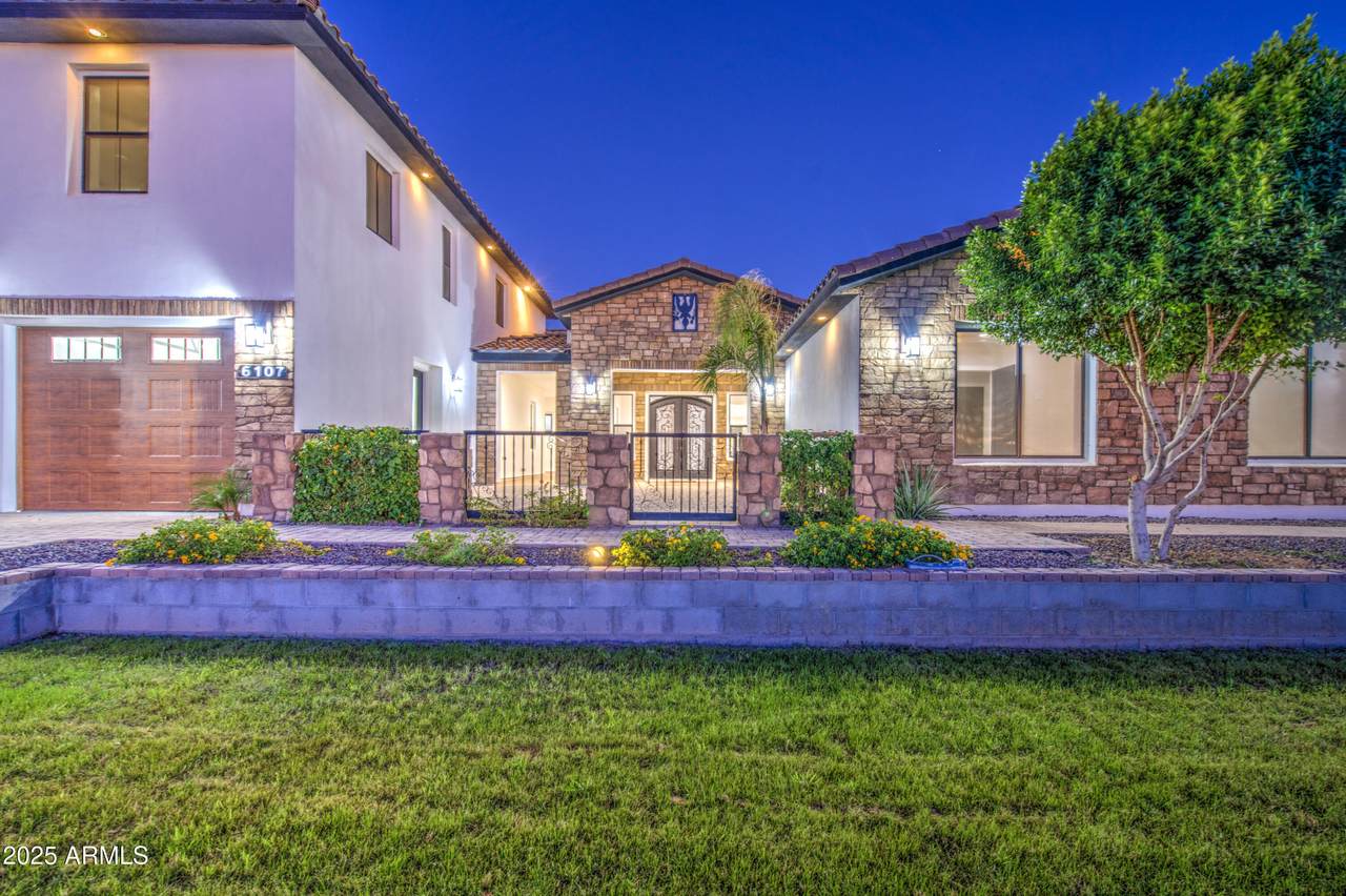 6107 175TH Avenue - Photo 1