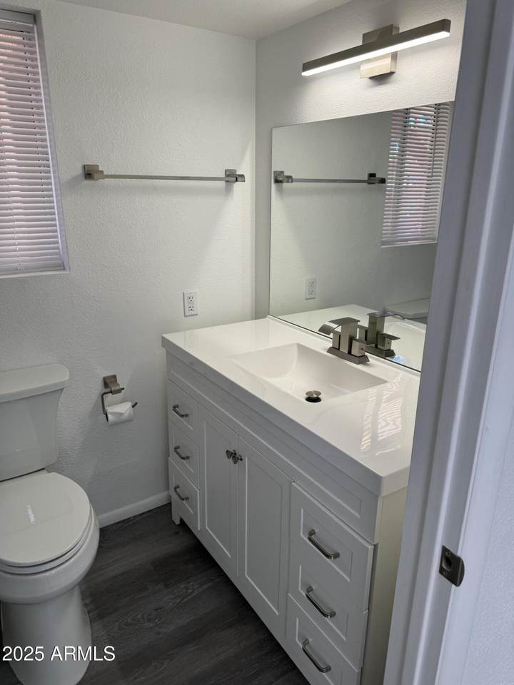 250 Sunset Drive - Photo 1