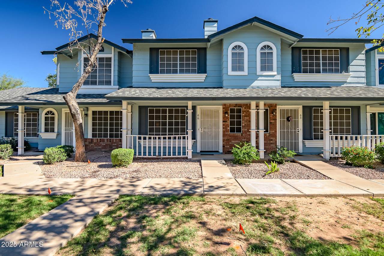 10100 89TH Avenue - Photo 1