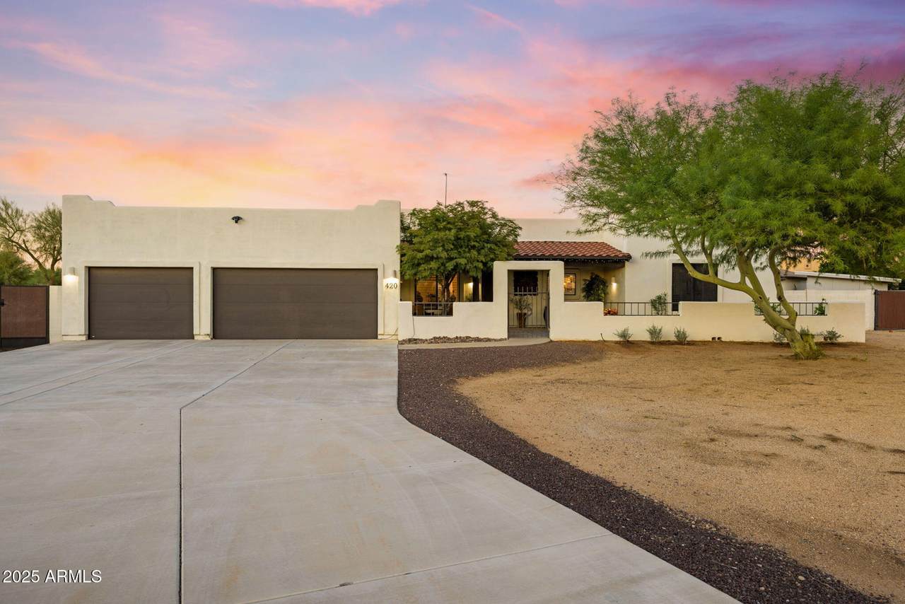 420 Adamanda Drive - Photo 1