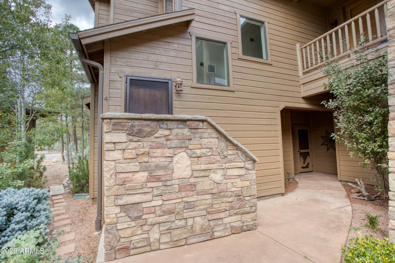 3700 Black Oak Loop - Photo 1