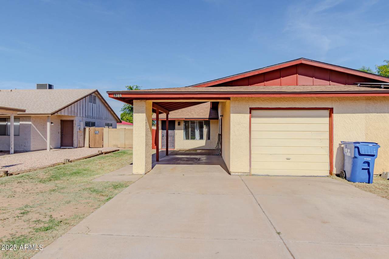 1328 Palmdale Drive - Photo 1