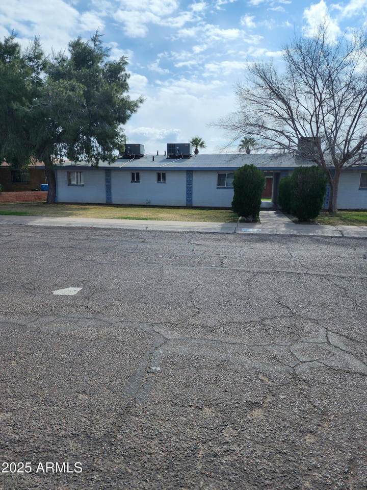 1841 Fairmount Avenue - Photo 1