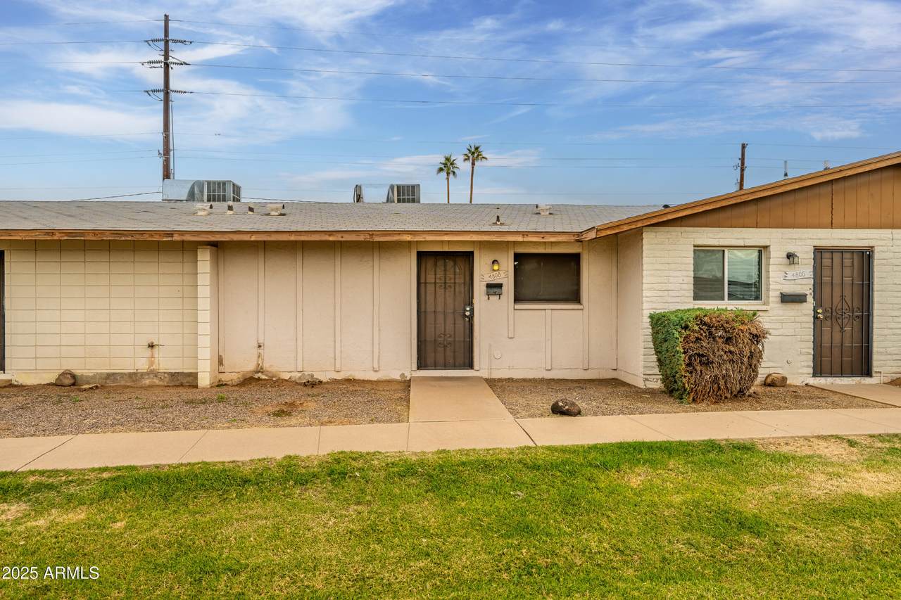 4808 71ST Lane - Photo 1