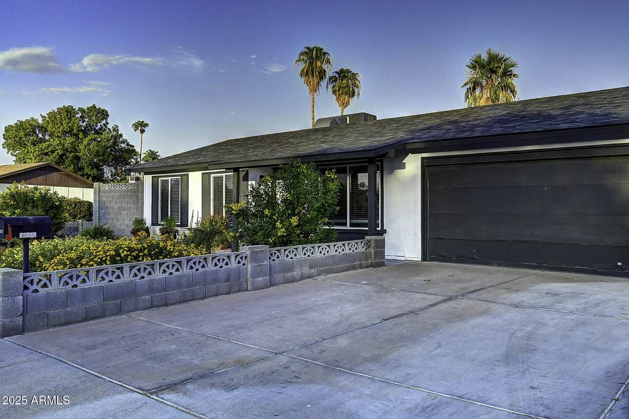 17659 Paradise Park Drive - Photo 1