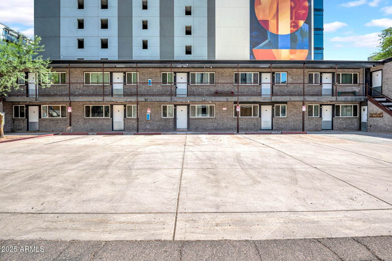 821 3rd Street - Photo 1