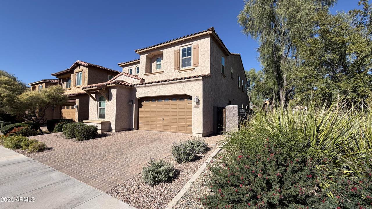 4536 Walter Way - Photo 1