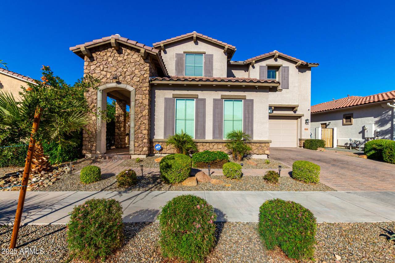 22630 Lawndale Place - Photo 1