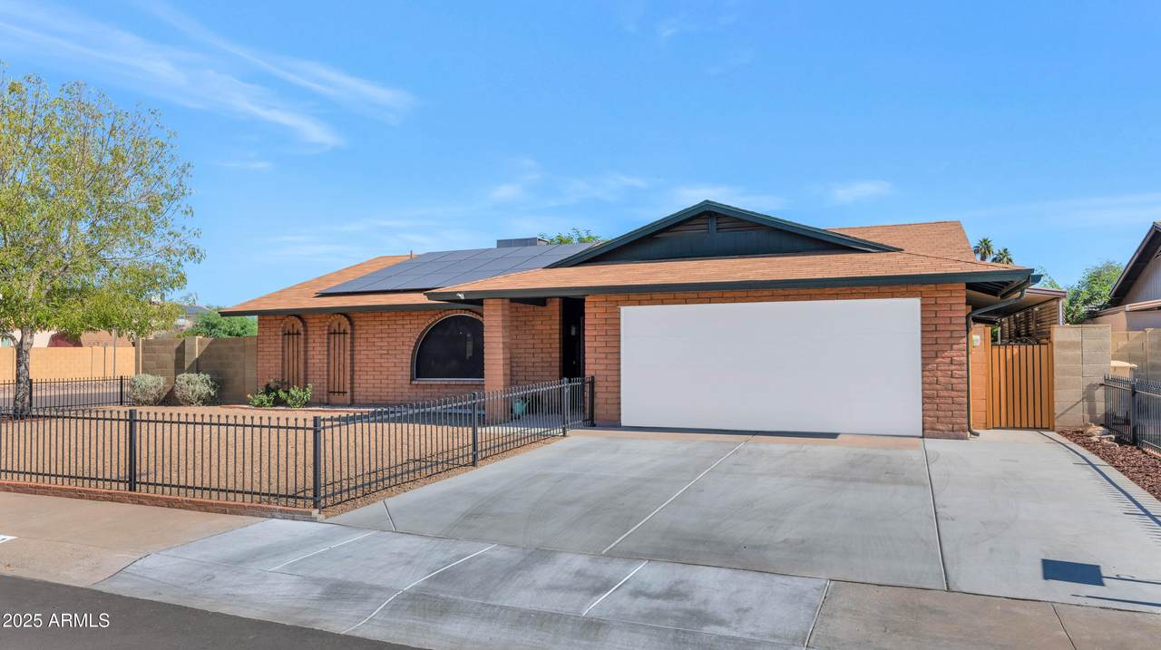 9441 49TH Drive - Photo 1