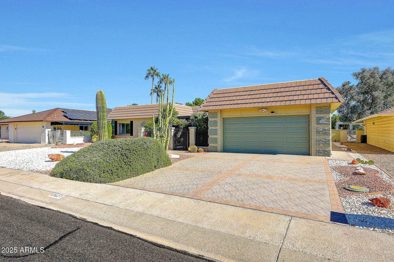 17427 Lindgren Avenue - Photo 1