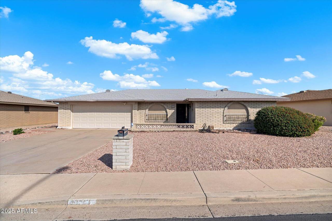 4530 Emelita Avenue - Photo 1