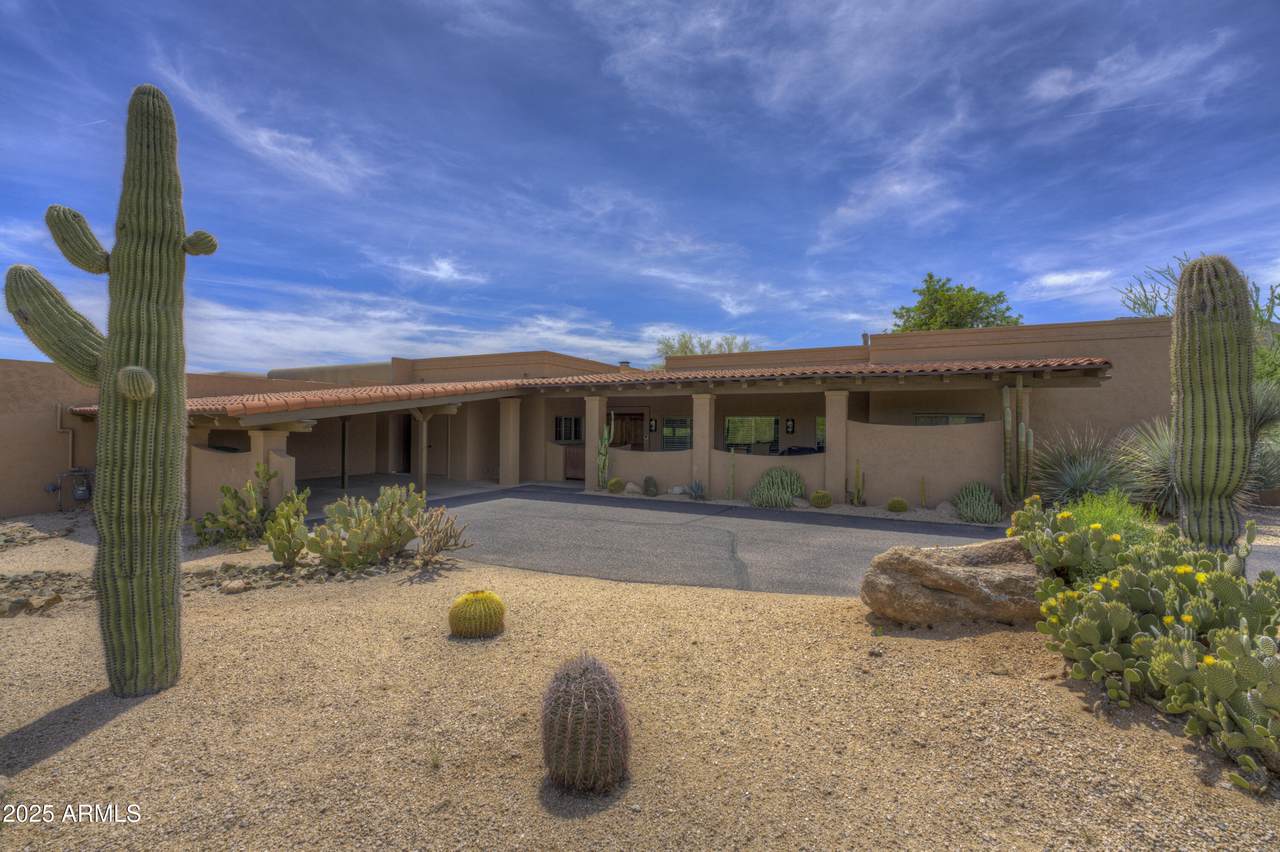 1103 Ocotillo Circle - Photo 1