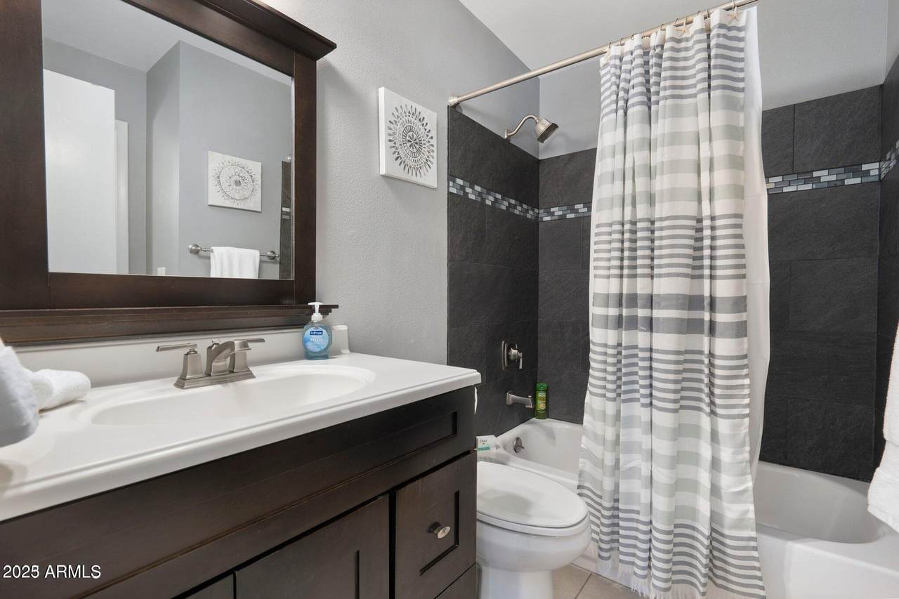 6921 Osborn Road - Photo 1